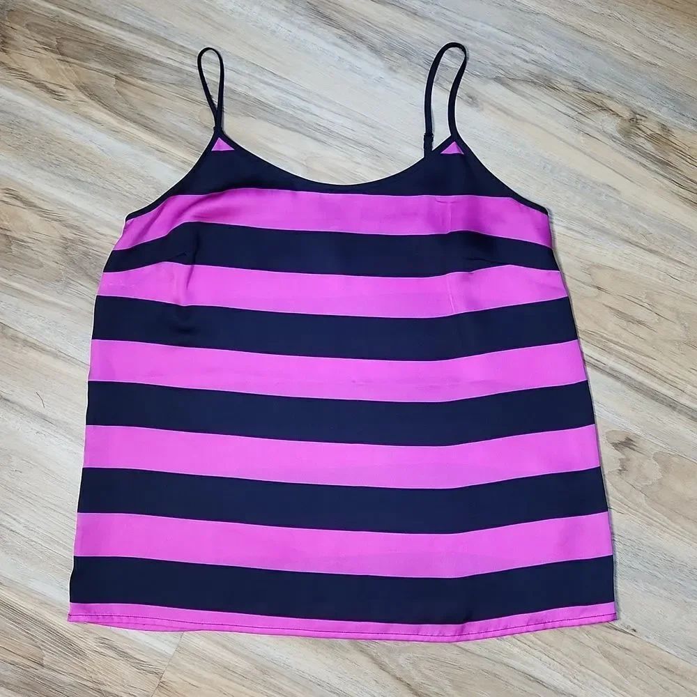 🔹️The Limited Hot Pink & Blue Striped Sleeveless Camisole Medium
